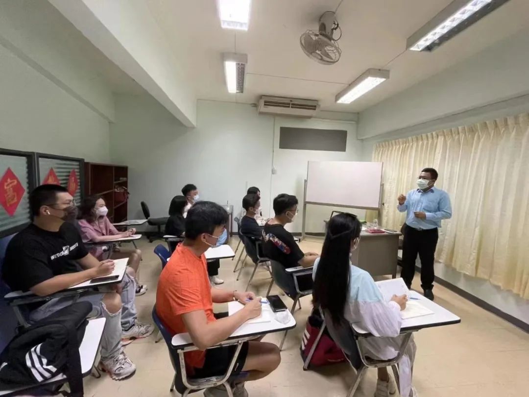中泰学子面对面！格乐大学中国留学生进入课堂做助教，期待课堂中文教学提质提速！