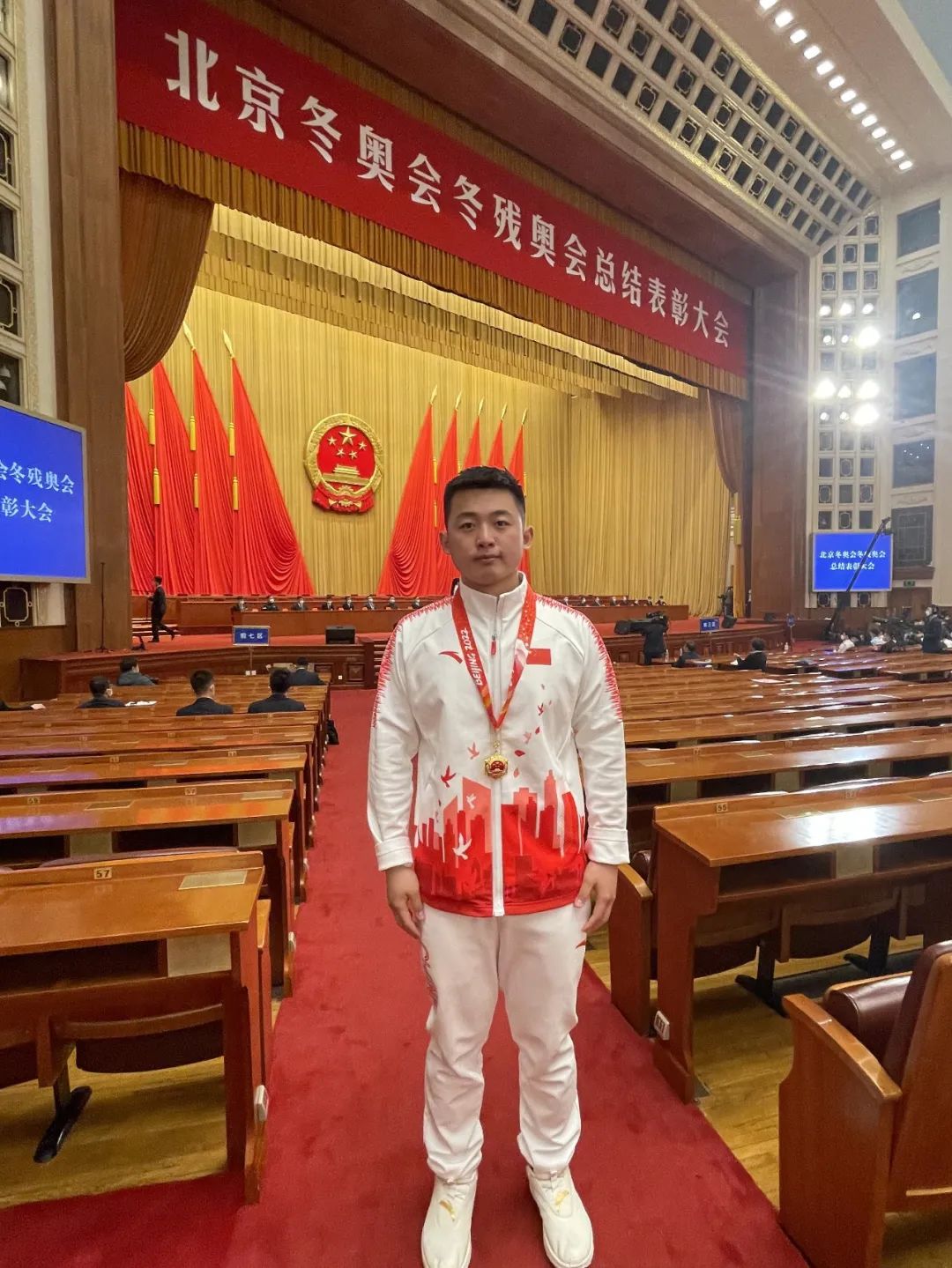 与奥运同行 | 格乐大学优秀学子担纲冬残奥会教练，所率团队喜获冠军！