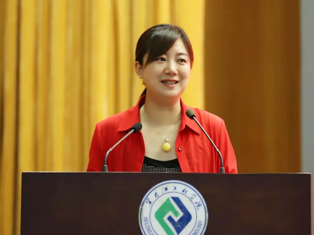 泰国格乐大学管理委员会负责人王长明出访黑龙江工程学院