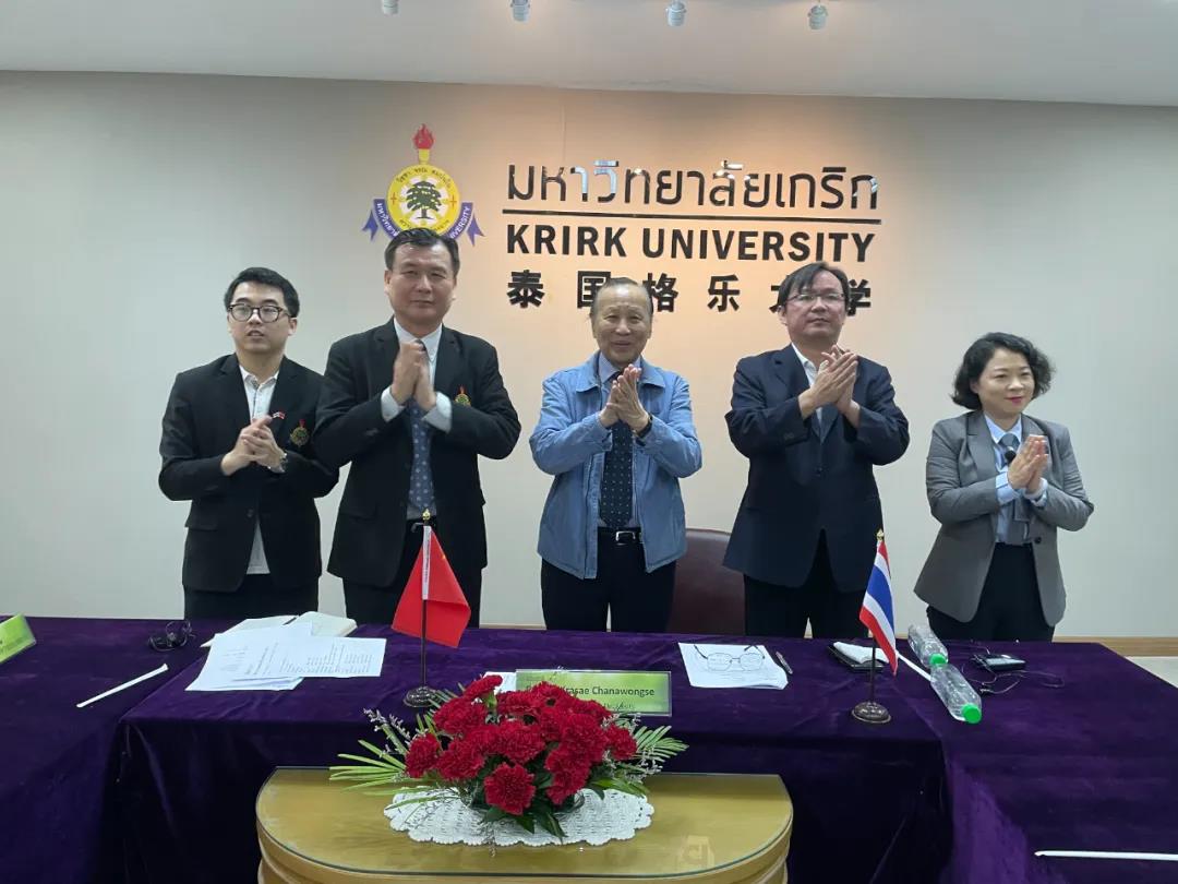可喜可贺！格乐大学博士导师聘任仪式暨福州EMBA代表处（筹）授牌仪式隆重举行！