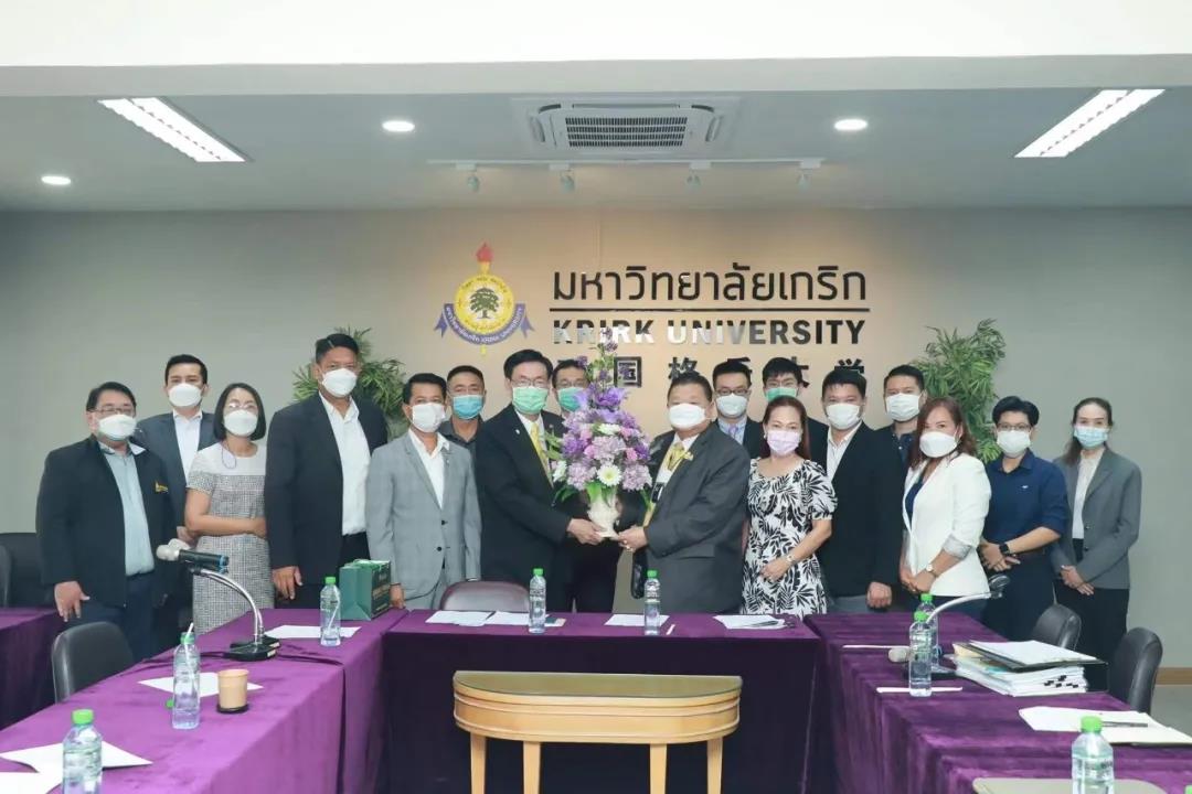 格乐大学校友会主席选举结果公布！