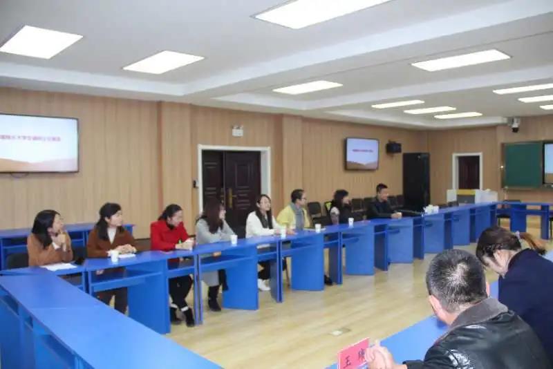 泰国格乐大学张旭伟博士拜访陕西铁路工程职业技术学院