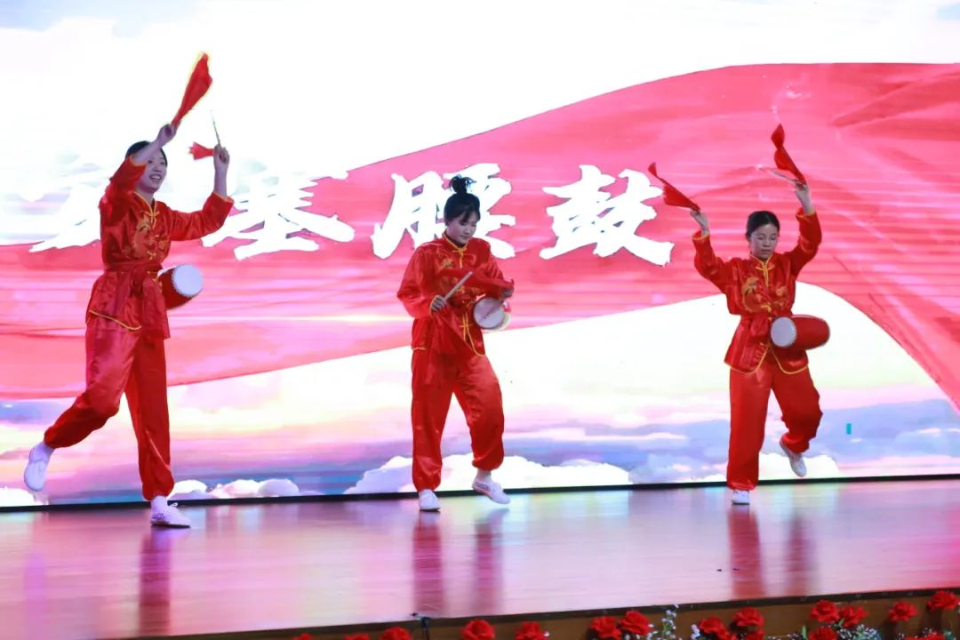 2025“国际中文日”首都师范大学“美美与共，情润东盟”文化交流展演在泰国格乐大学圆满落幕